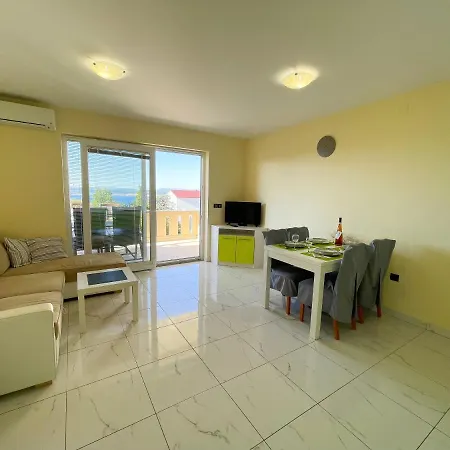 Josip Apartment