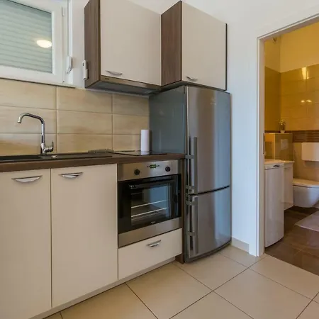 Apartment Josip *