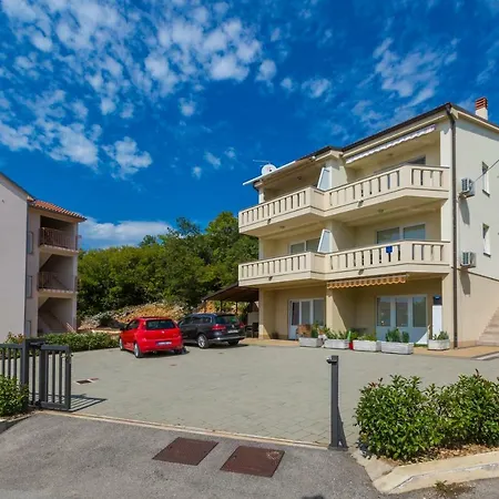 Apartment Josip *