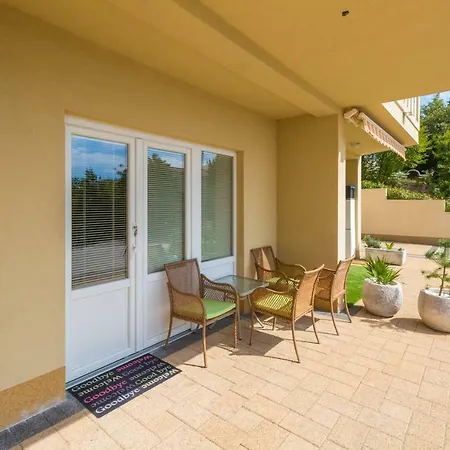 Josip Apartment Dramalj
